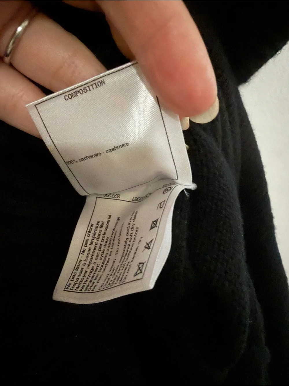 Chanel 100% cashmere black sweater dress